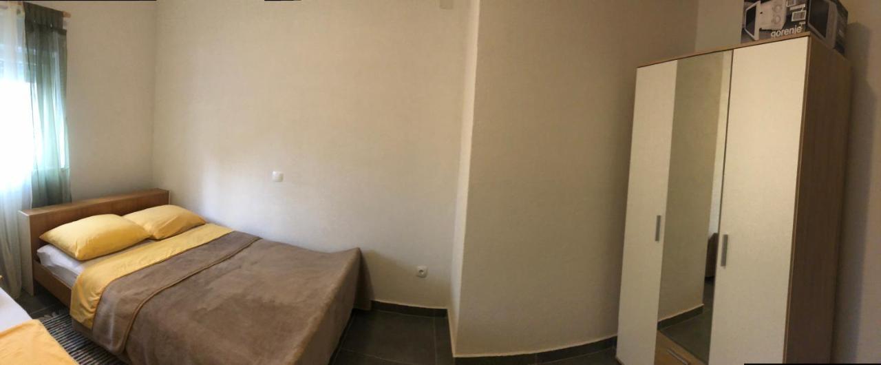 Apartmani Janja Starigrad Paklenica Eksteriør bilde