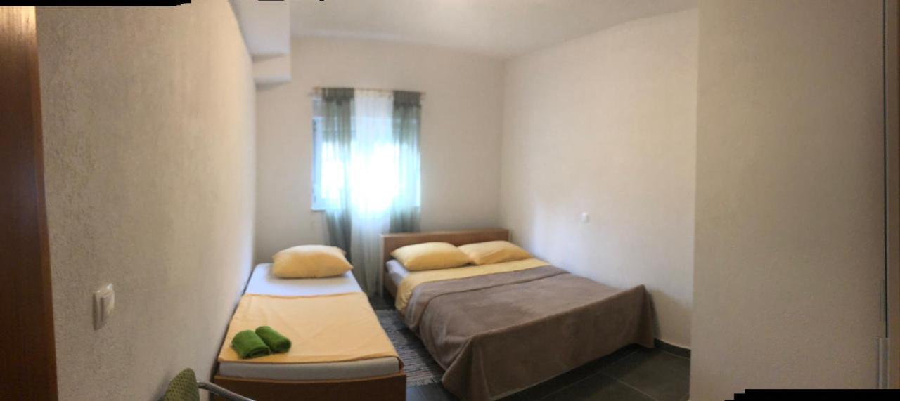Apartmani Janja Starigrad Paklenica Eksteriør bilde
