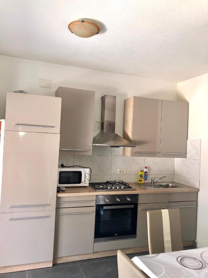 Apartmani Janja Starigrad Paklenica Eksteriør bilde